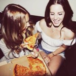 Hot-girl-eating-pizza-5