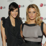 Ashlee_&_Jessica_Simpson