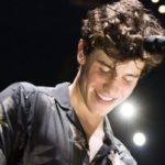 Shawn_Mendes_Live_in_Concert_(cropped)